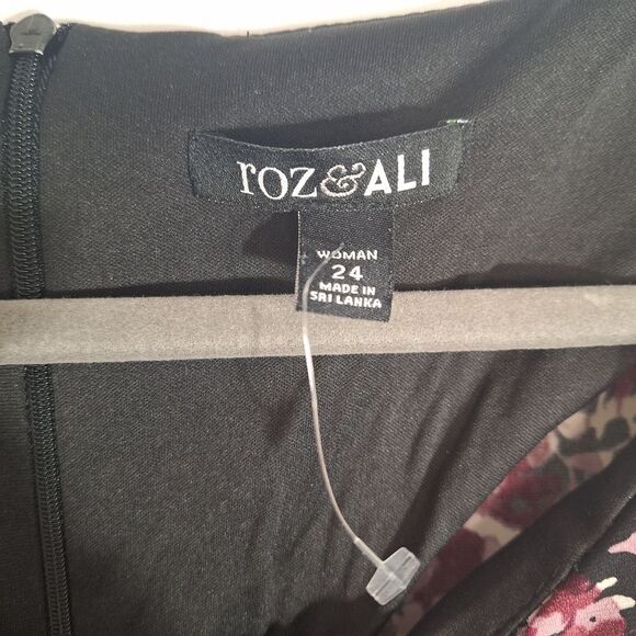 Roz & Ali Officecore Midi Dress Floral Short Sleeve Romantic Flowy Plum Size 24 - Picture 4 of 13